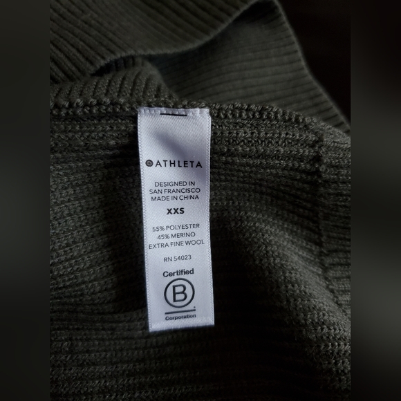 Athleta Hanover Refined V-Neck Pullover Sweater In Sage Green Sz XXS Wool Blend - Picture 7 of 10